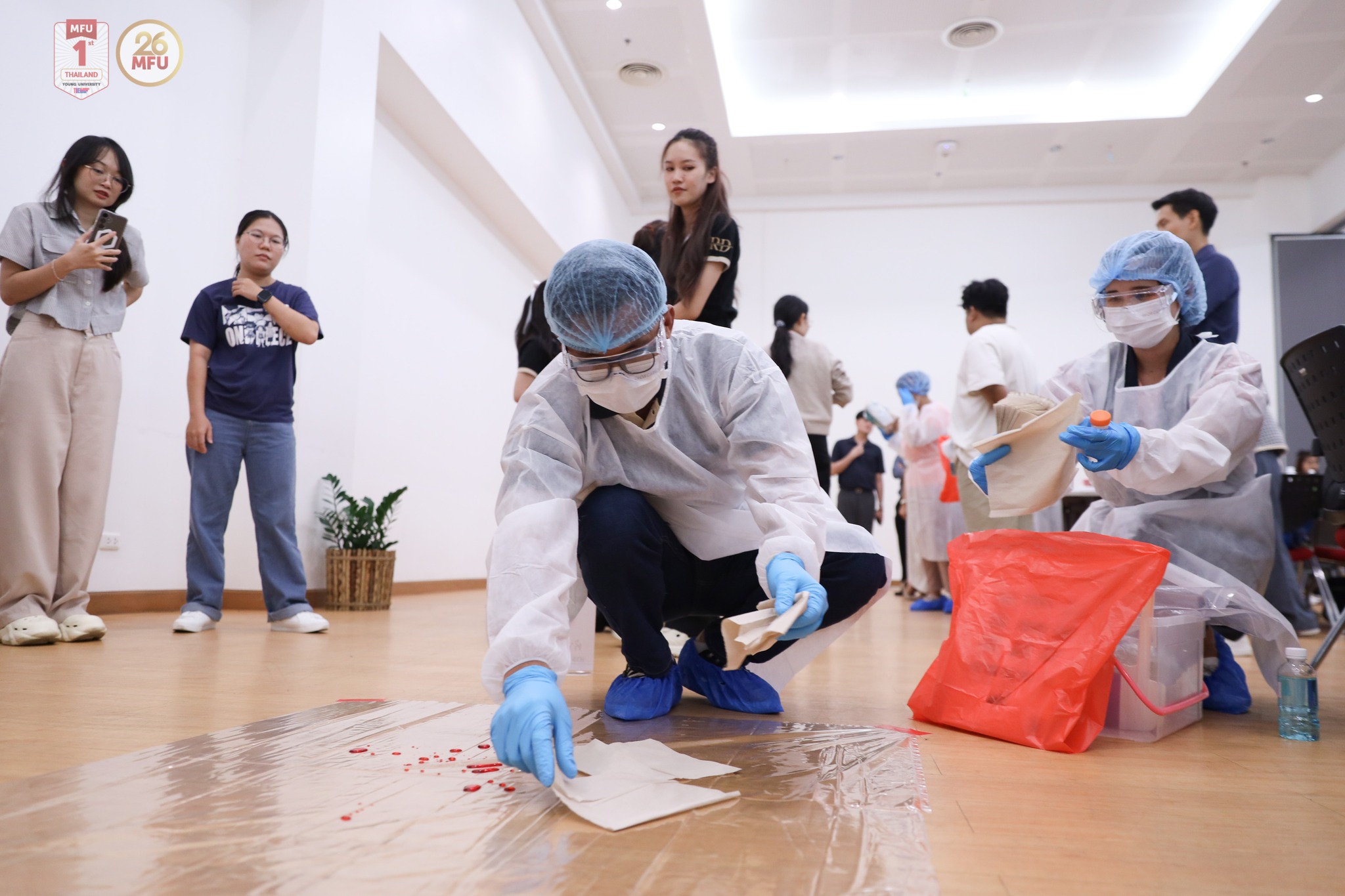 ส่วนบริหารงานวิจัย มฟล. ร่วมกับ BIOTEC จัดอบรมเรื่องความปลอดภัยทางชีวภาพและการรักษาความปลอดภัยทางชีวภาพ ภาคปฏิบัติการ