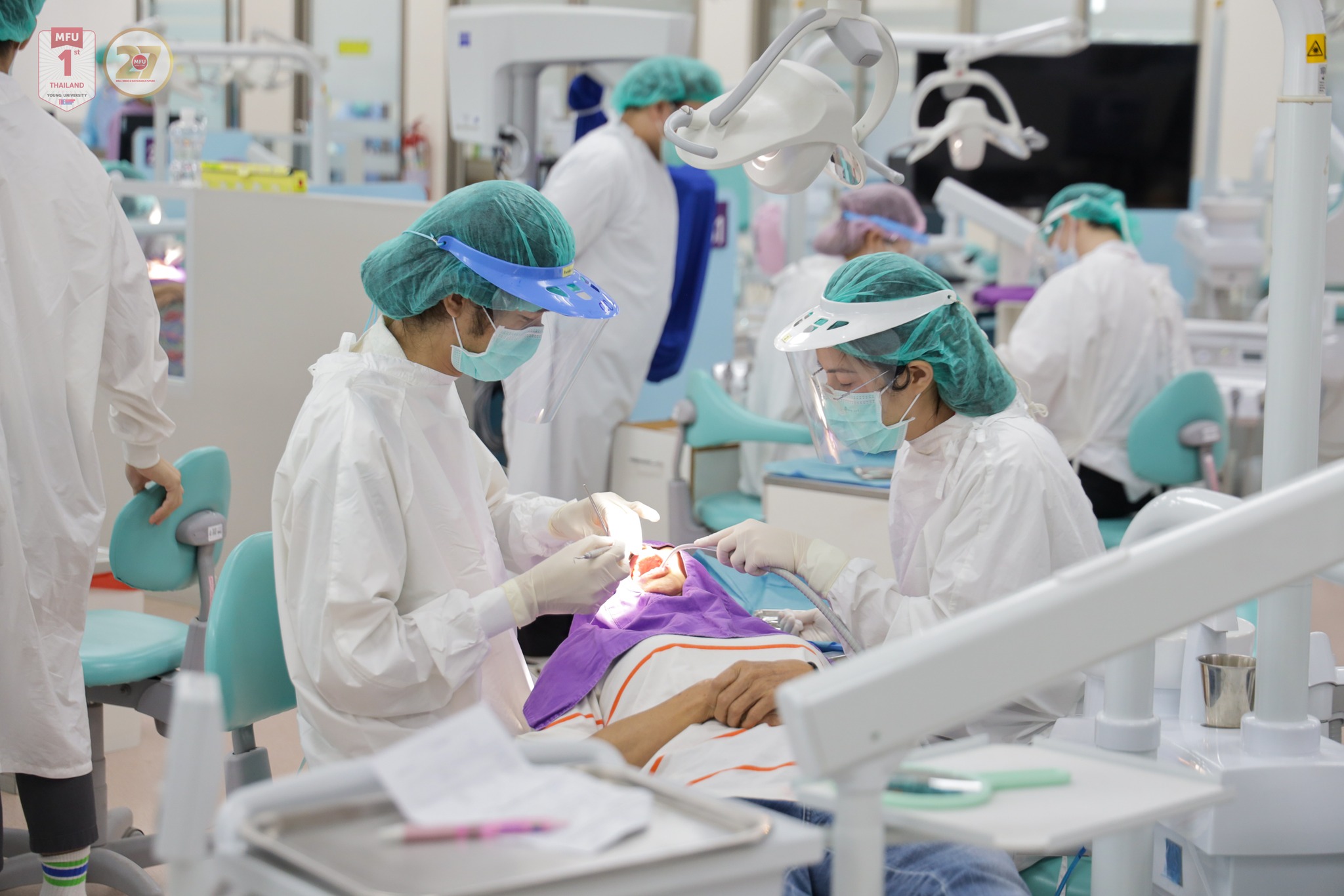 คลินิกทันตกรรม มฟล. เปิดให้บริการทันตกรรมให้แก่ประชาชนทั่วไปฟรี เนื่องในวันทันตสาธารณสุขแห่งชาติ และครบรอบ 15 ปีการก่อตั้ง 